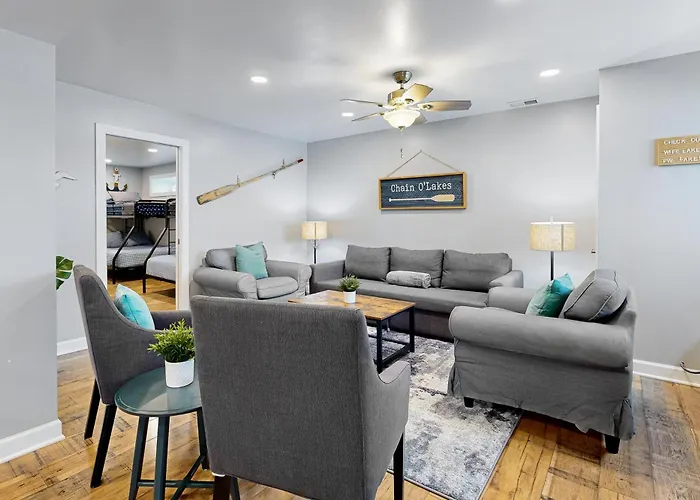 Holiday home Waterfront Fun! Group Getaway On Marie Antioch